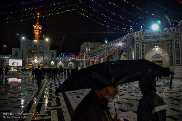 H. İmam Rıza'nın (a.s) kutsal türbesinde yeni yıl havası