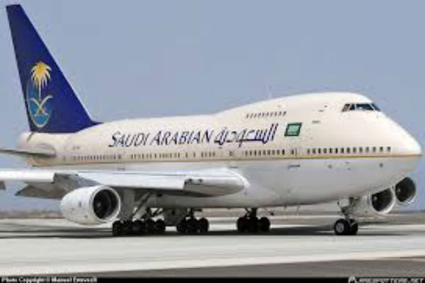 وصول أول طائرة سعودية إلى مطار أربيل بعد رفع الحظر الجوي