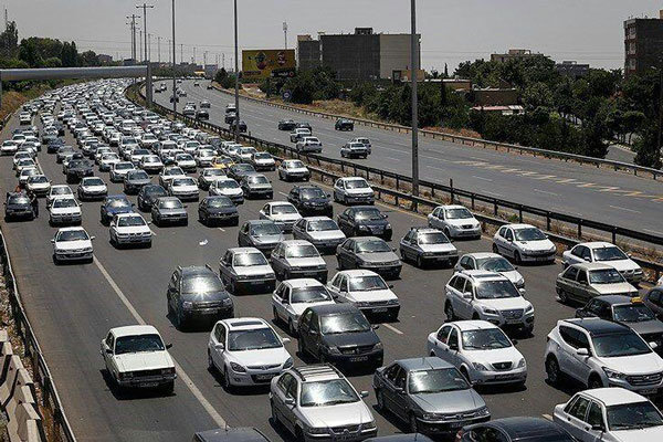 تغییر الگوی ترافیک تابستانی در تهران / ترافیک در بزرگراه ها