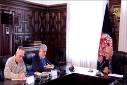 دیدار رئیس جمهور افغانستان با رئیس ستاد مشترک نیروهای مسلح آمریکا