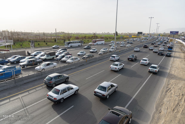 ترافیک نیمه سنگین در برخی از محور های زنجان حاکم است 