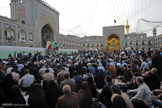 سخنرانی مقام معظم رهبری در اجتماع زائران و مجاوران حرم مطهر رضوی