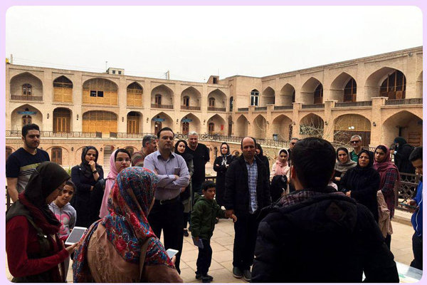 بزرگترین مسجد، مدرسه علمیه در قزوین میزبان گردشگران است