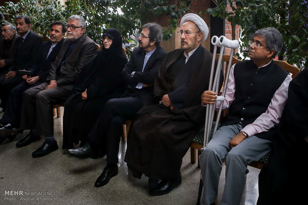 مراسم تشییع داریوش شایگان