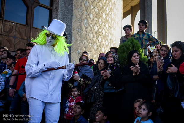 جشن روز ملی هنرهای نمایش