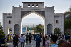 بیش از ۱۰ میلیون نفر مسافر نوروزی وارد استان فارس شدند