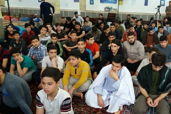 ۱۰ مسجد در بهشهر میزبان معتکفان است