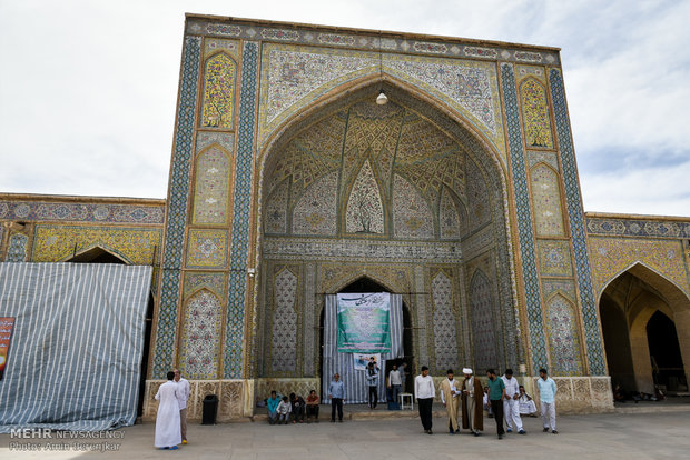 اعتکاف رجبیه در شیراز، مسجد وکیل شیراز