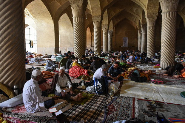 اعتکاف رجبیه در شیراز، مسجد وکیل 