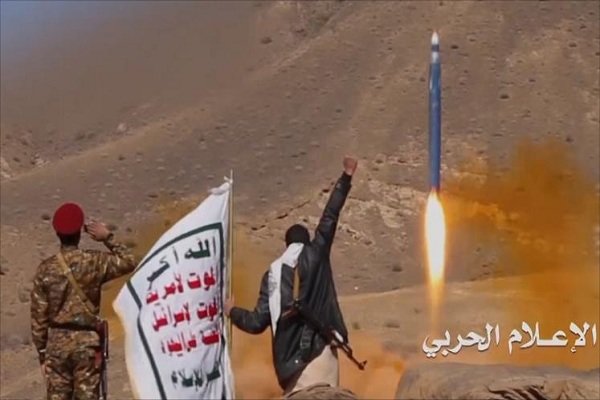 نیروهای یمنی موشک بالستیک به جنوب عربستان شلیک کردند