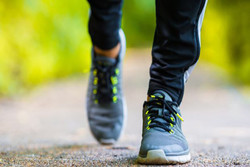تاثیر کمتر نشستن و پیاده روی بیشتر بر کاهش خطر بیماری قلبی