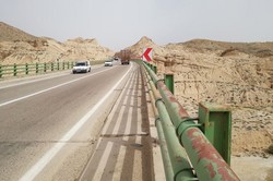 مشارکت وزارت «نفت» و «راه» در اجرای باند دوم جاده جم - فیروزآباد