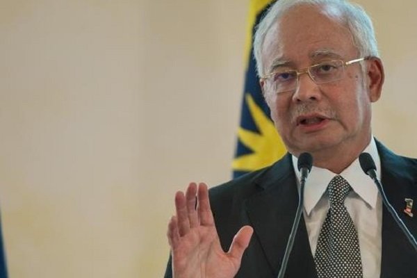 ملائیشیا کے سابق وزیر اعظم کی اہلیہ بدعنوانی کے الزام میں گرفتار