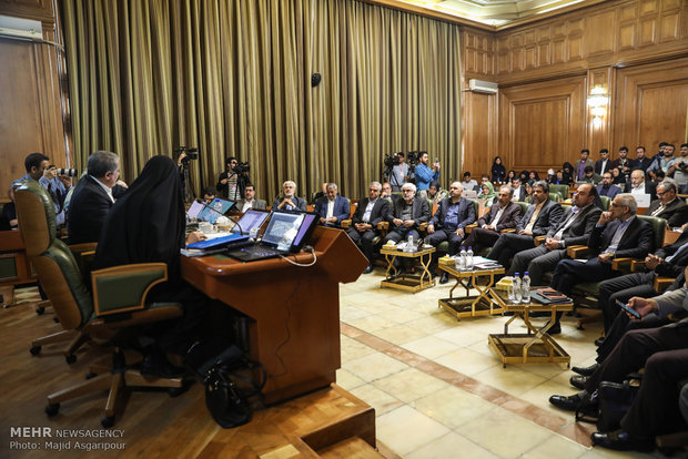 جلسه بررسی استعفای شهردار تهران
