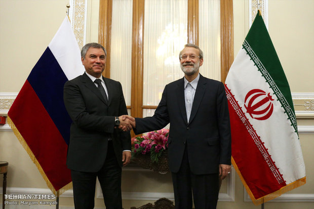 Russia's Duma chairman meets Iran's Larijani