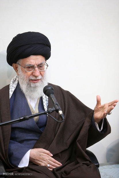 دیدار نوروزی جمعی از مسئولان کشور با رهبرانقلاب اسلامی