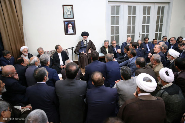 دیدار نوروزی جمعی از مسئولان کشور با رهبرانقلاب اسلامی