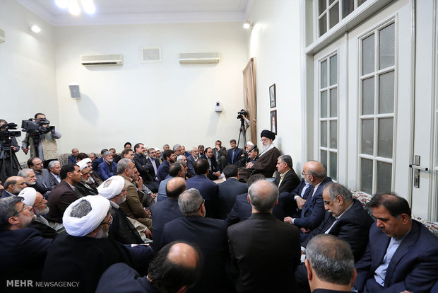 دیدار نوروزی جمعی از مسئولان کشور با رهبرانقلاب اسلامی