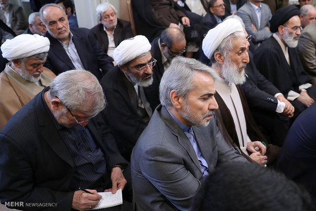 دیدار نوروزی جمعی از مسئولان کشور با رهبرانقلاب اسلامی