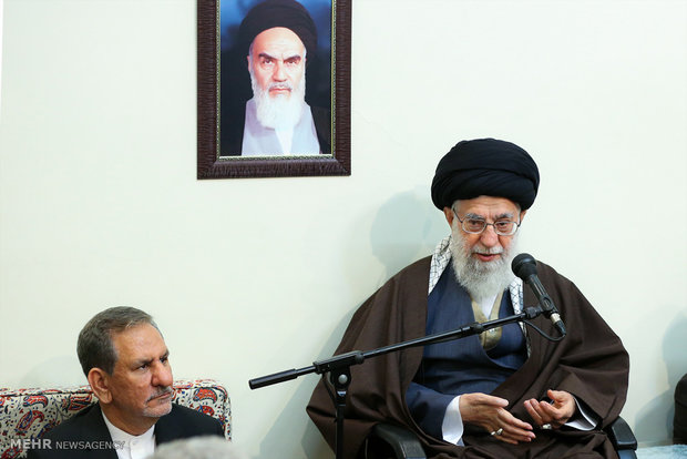دیدار نوروزی جمعی از مسئولان کشور با رهبرانقلاب اسلامی