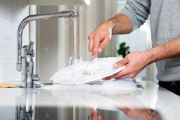 عادت‌های غلط خانگی برایمان چقدر آب می‌خورد؟