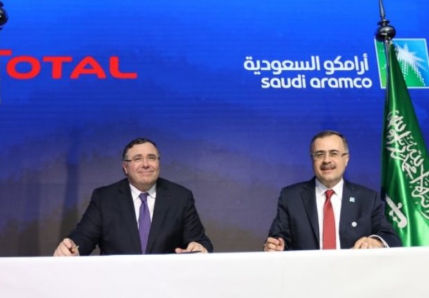 آرامکوی سعودی و توتال قرارداد ۵ میلیارد دلاری امضا کردند