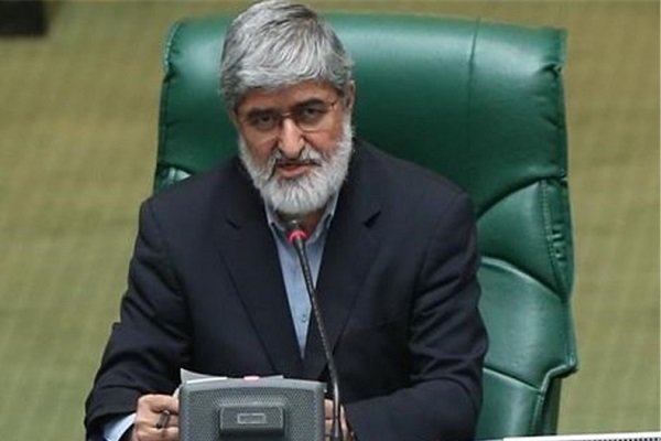 مطهري: لم يكن من المقرر أن يقدم روحاني برنامجاً للخروج من المشاكل الحالية