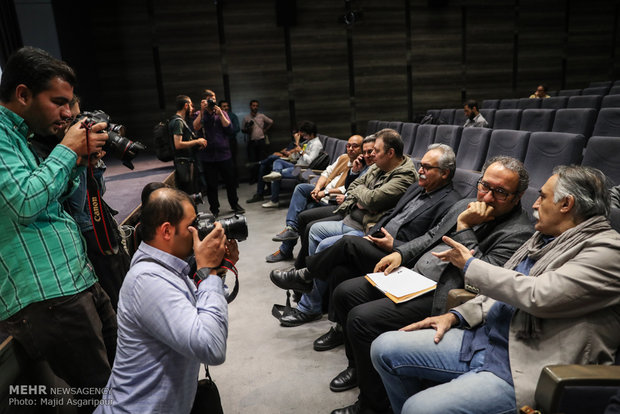 نشست خبری رضا میرکریمی دبیر سی و ششمین جشنواره بین المللی فیلم فجر