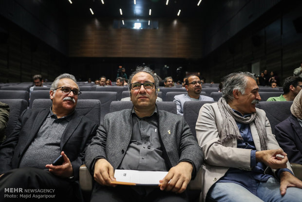 نشست خبری رضا میرکریمی دبیر سی و ششمین جشنواره بین المللی فیلم فجر