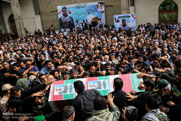 مدافع حرم شہید سید عمار موسوی کی تشییع جنازہ