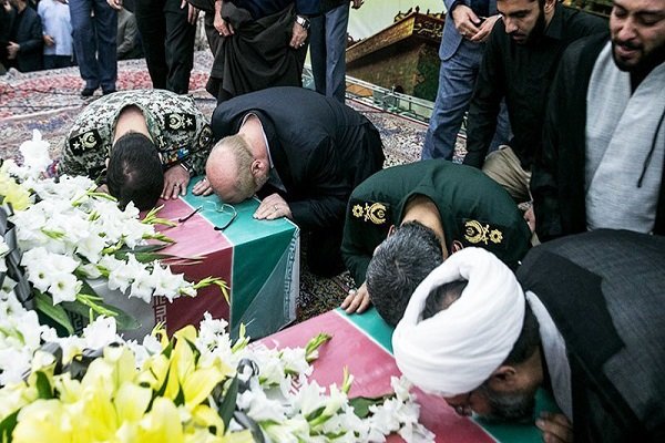 پیکرهای مطهر ۲ شهید مدافع حرم در ستاد نیروی هوافضای سپاه تشییع شد