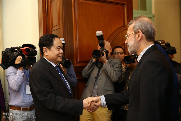 دیدار علی لاریجانی رئیس مجلس شورای اسلامی با رئیس جبهه خلق میهنی ویتنام