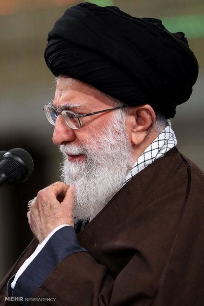 دیدار وزیر و جمعی از کارکنان وزارت اطلاعات با رهبر انقلاب