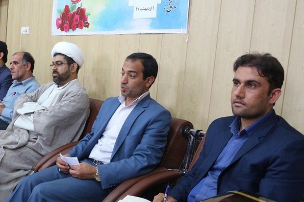 مراسم روز معلم به یک برنامه ساده و کلیشه‌ای ختم نشود