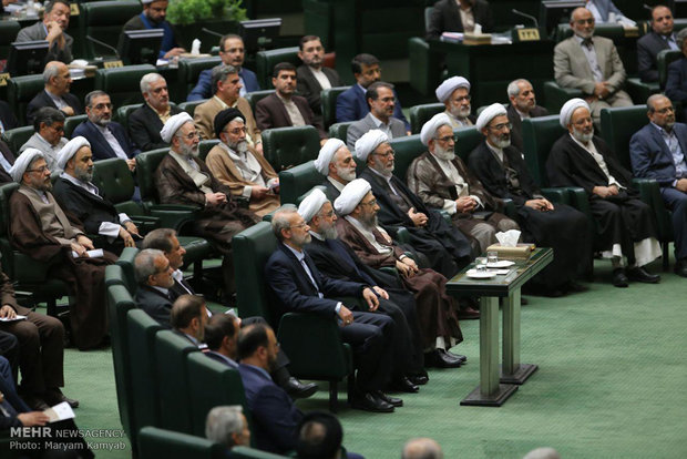 نشست مشترک قوای سه‌گانه در مجلس