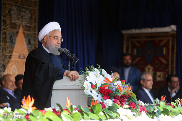 ایرانی قوم، دشمن کی ہر سازش کا مقابلہ کرنے کے لئے تیار ہے