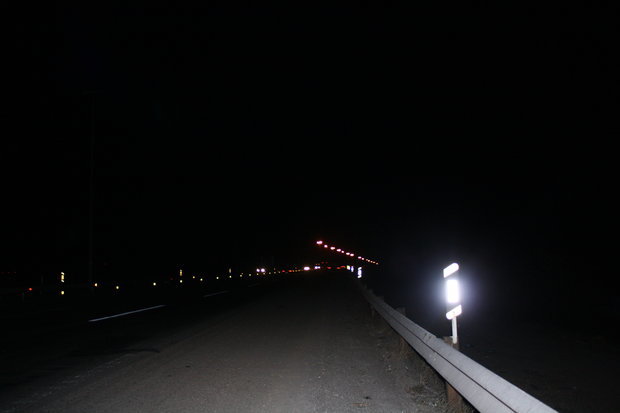 عکس تابلو مشهد در شب