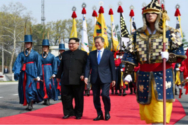 واکنش ها به دیدار تاریخی رهبران ۲ کره 