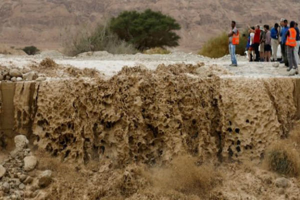 سیل در سرزمین های اشغالی جان ۱۰ اسرائیلی را گرفت 