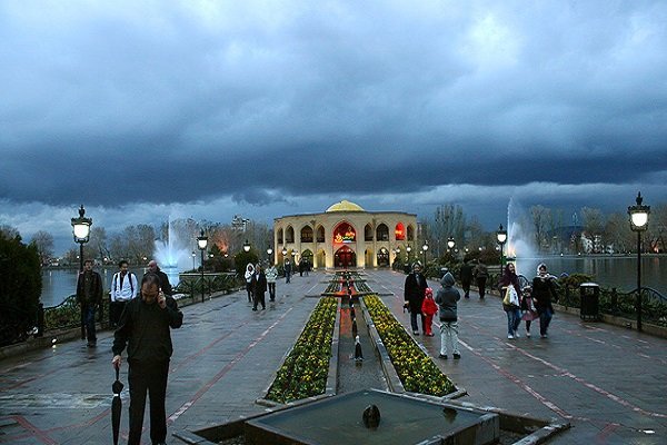 Tabriz can serve as tourism hub for neighboring countries