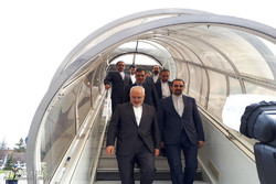 Zarif arrives in Moscow