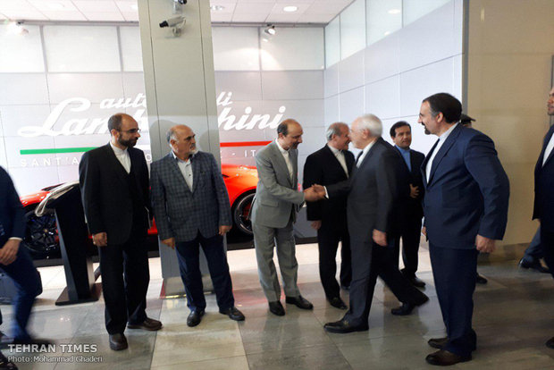 Zarif arrives in Moscow