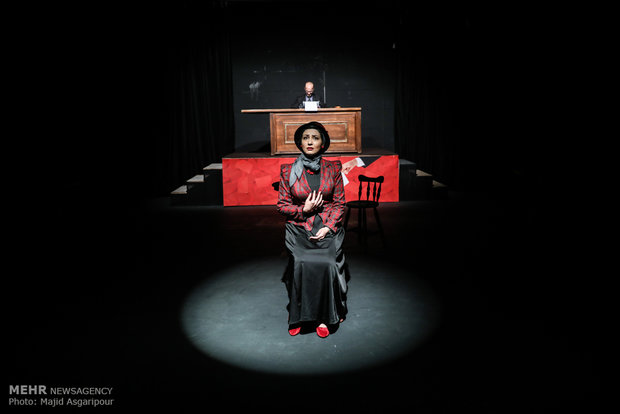 اجرای نمایش زیر صفر