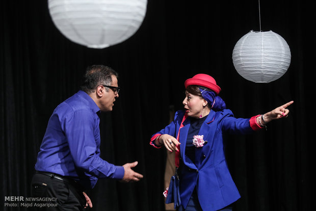 اجرای نمایش زیر صفر