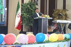 بهبود سرانه های ورزشی بهارستان در گرو تلاش مسئولین است بهبود سرانه های ورزشی بهارستان در گرو تلاش مسئولین است