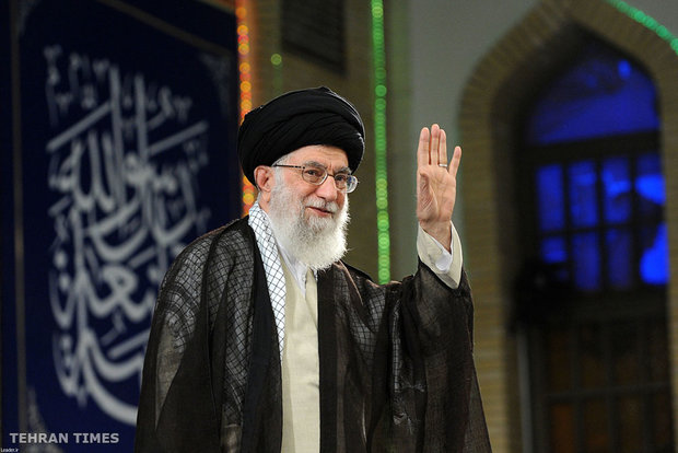 Laborers meet Ayatollah Khamenei ahead of Labor Day