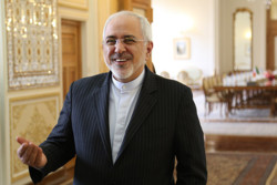 Zarif says no limit in developing ties with Turkmenistan