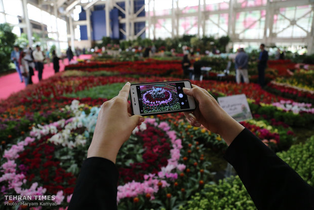 Intl. Exhibition of Flowers, Plants, Park Equipment and Related Industries opens in Tehran
