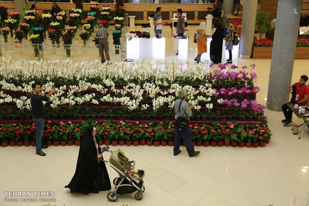 Intl. Exhibition of Flowers, Plants, Park Equipment and Related Industries opens in Tehran