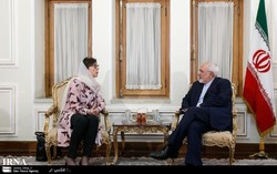 Zarif urges Europe to intensify efforts to preserve JCPOA